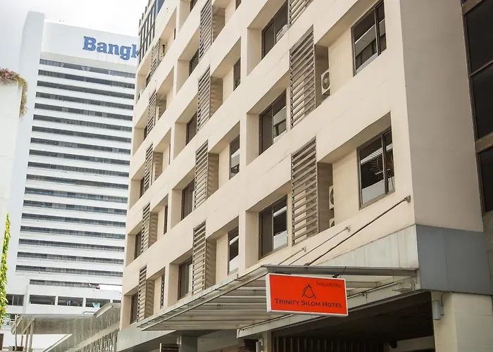 Trinity Silom 3*