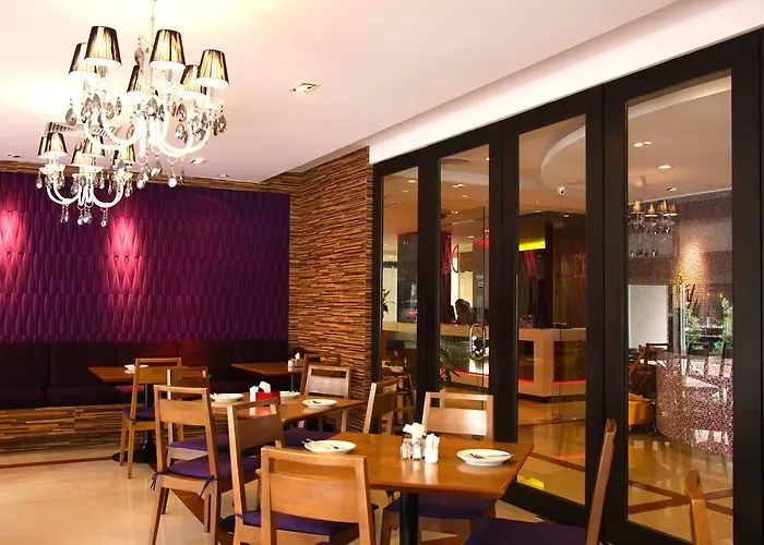 Trinity Silom 3*