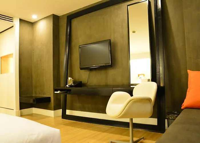 Trinity Silom Hotel